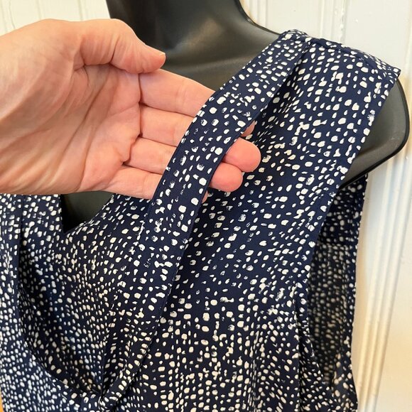 Reitman's Navy & White Self Tie Sleeveless Blouse, Size XXL - Picture 5 of 10
